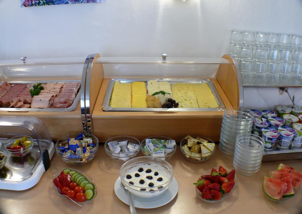 Hotel Garni - Haus Gemmer Coburg Luaran gambar
