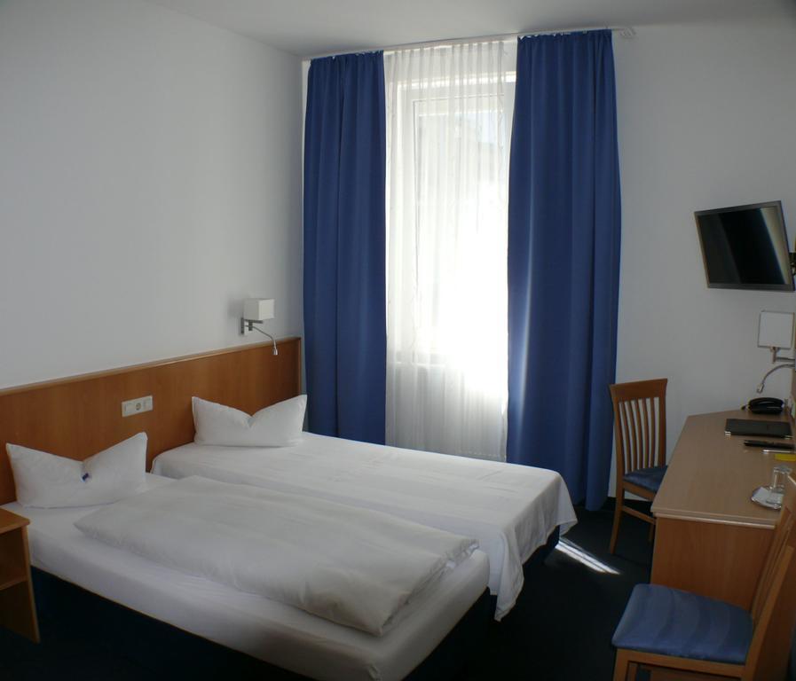 Hotel Garni - Haus Gemmer Coburg Bilik gambar